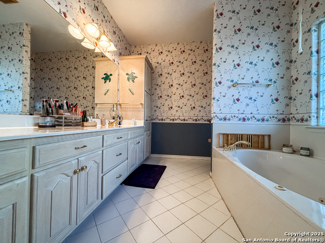 Image 36 of 40 For 1751 Loma Verde