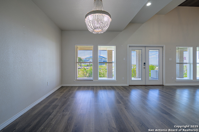 Image 11 of 50 For 30 Peets Bend