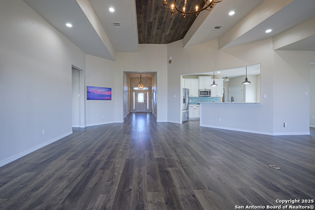 Image 14 of 50 For 30 Peets Bend