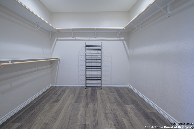 Image 22 of 50 For 30 Peets Bend