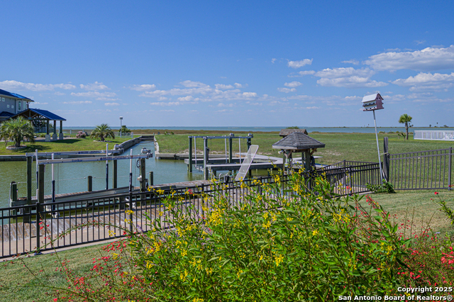 Image 43 of 50 For 30 Peets Bend