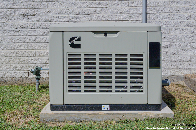 Image 46 of 50 For 30 Peets Bend