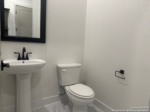 Listing photo id 15 for 8521 Benclare