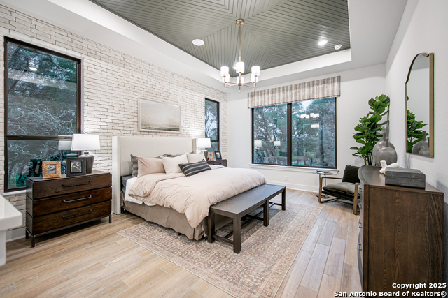 Listing photo id 21 for 8521 Benclare