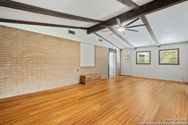 Image 16 of 32 For 250 Maplewood Ln