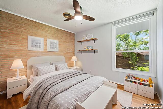 Image 27 of 32 For 250 Maplewood Ln