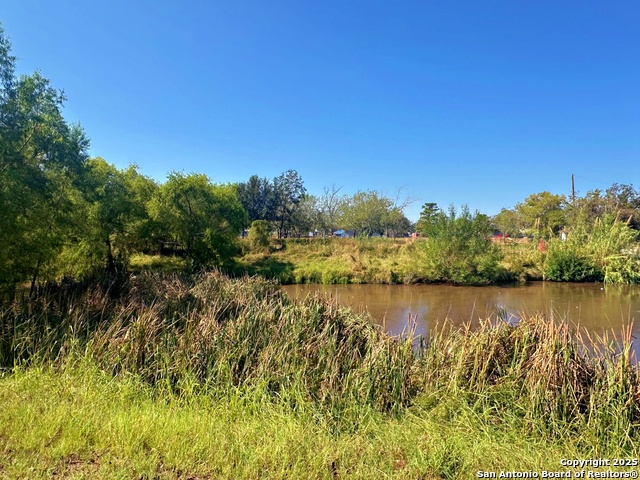 Image 8 of 8 For 215 College E