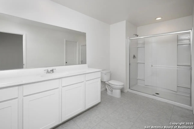 Image 11 of 18 For 10153 Pine River Drive