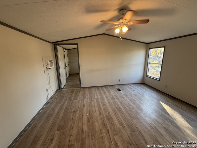 Image 22 of 28 For 10704 Palo  