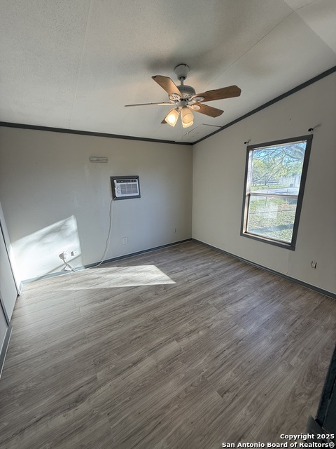 Image 23 of 28 For 10704 Palo  