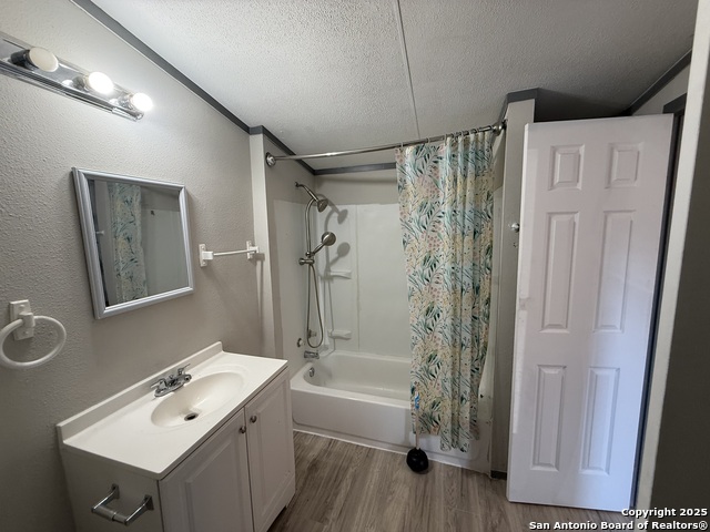 Image 24 of 28 For 10704 Palo  