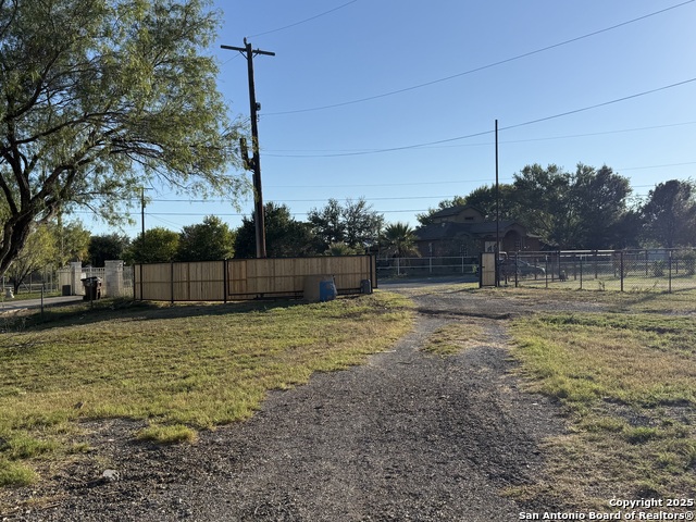 Image 4 of 28 For 10704 Palo  