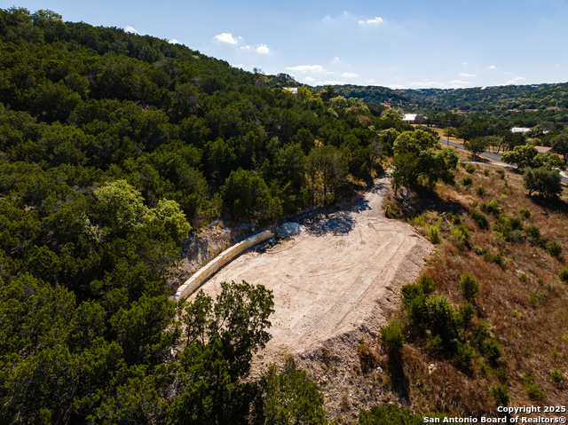 Image 12 of 17 For 902 Saddlewood Blvd N