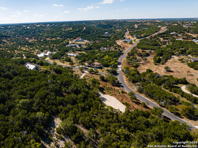 Image 15 of 17 For 902 Saddlewood Blvd N