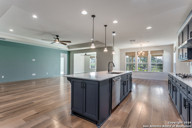 Listing photo id 9 for 13102 Gsl Dr