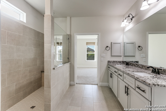 Listing photo id 13 for 13102 Gsl Dr