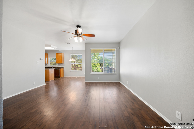 Listing photo id 7 for 5330 Arcadia Park