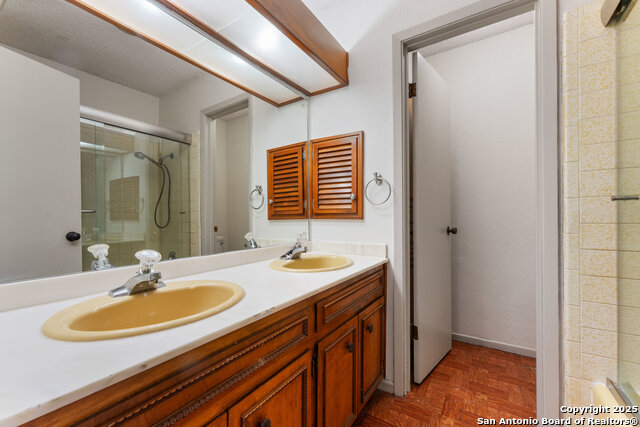 Image 16 of 26 For 16303 Quail Path