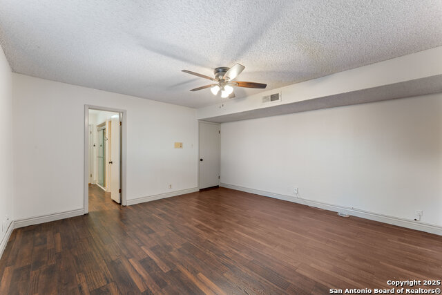 Image 18 of 26 For 16303 Quail Path