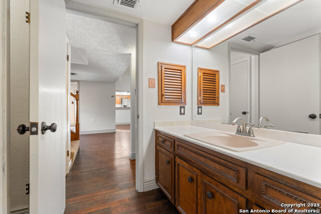 Image 19 of 26 For 16303 Quail Path