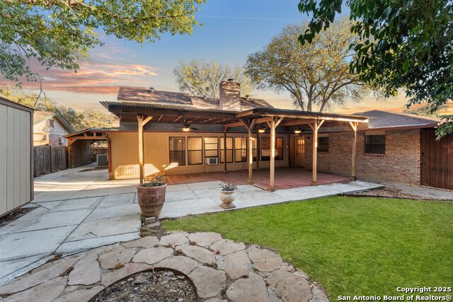 Image 22 of 26 For 16303 Quail Path