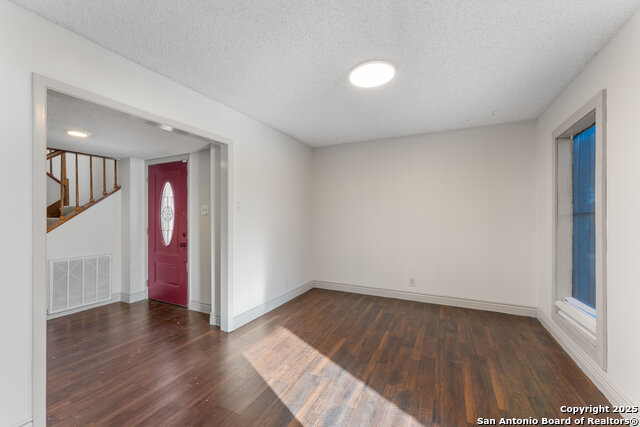 Image 9 of 26 For 16303 Quail Path