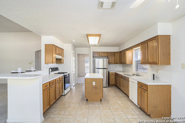 Image 7 of 46 For 50710 Interstate 10