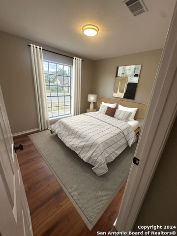 Image 5 of 27 For 357 Paisano St