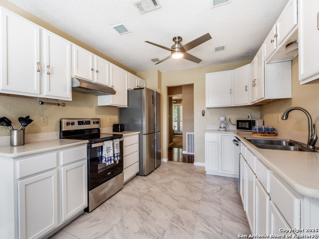 Image 11 of 25 For 1174 Mooncrest