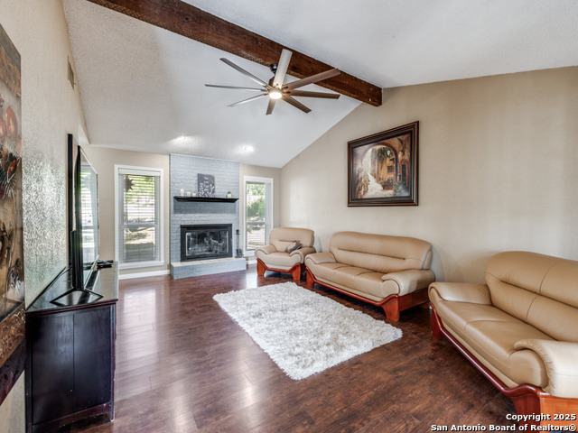 Image 4 of 25 For 1174 Mooncrest