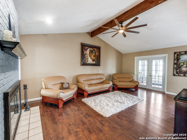 Image 7 of 25 For 1174 Mooncrest