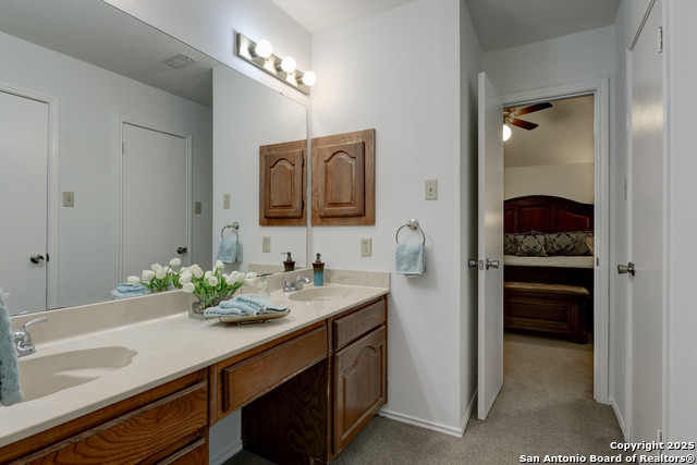 Image 20 of 36 For 9031 Wellesley Manor