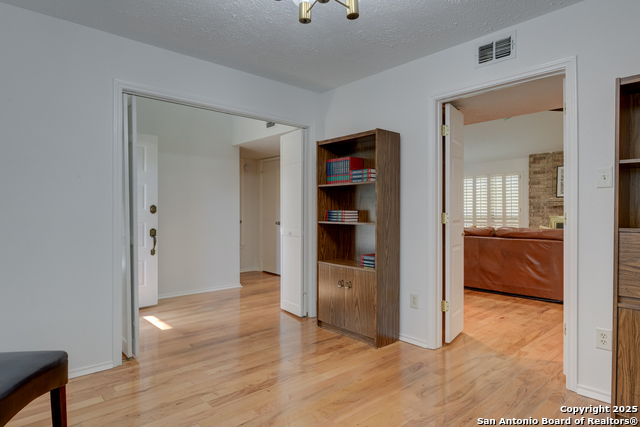 Image 5 of 36 For 9031 Wellesley Manor