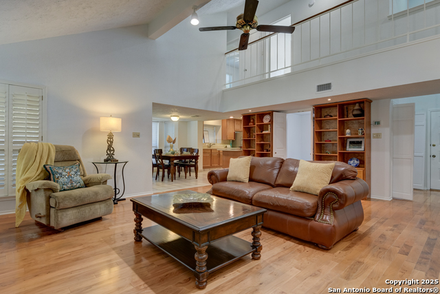 Image 8 of 36 For 9031 Wellesley Manor