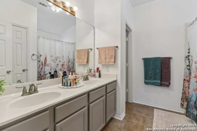 Image 16 of 29 For 914 Thomas Ridge