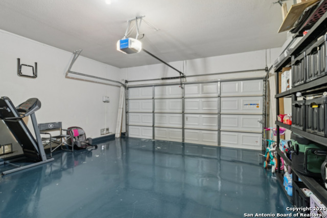 Image 20 of 29 For 914 Thomas Ridge