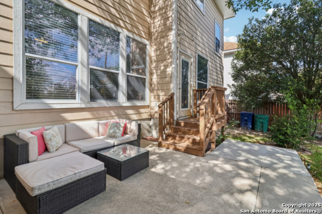 Image 22 of 29 For 914 Thomas Ridge