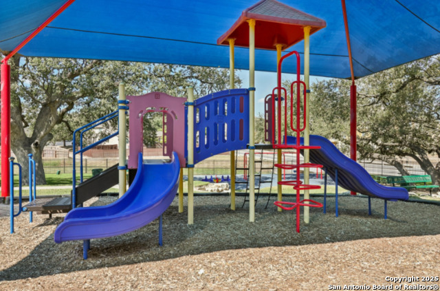 Image 26 of 29 For 914 Thomas Ridge