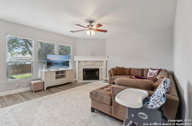 Image 5 of 29 For 914 Thomas Ridge