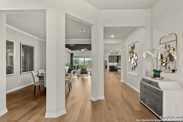 Listing photo id 3 for 264 Storm Way