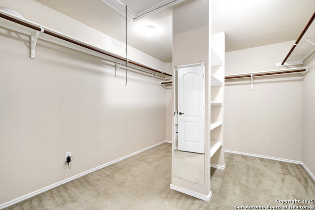 Image 23 of 31 For 646 Daisy Crossing