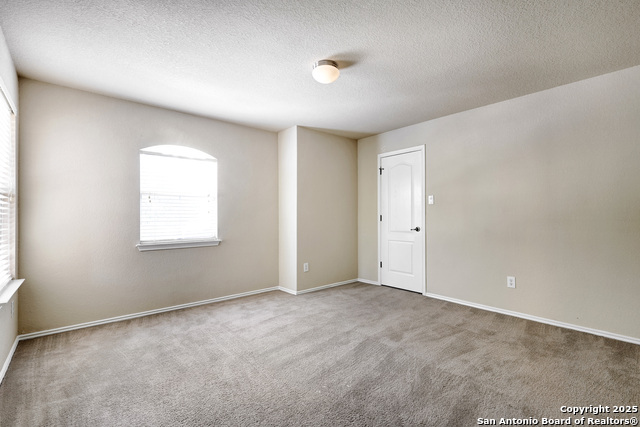 Image 27 of 31 For 646 Daisy Crossing