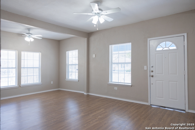 Image 13 of 31 For 2521 Houston St 1 E