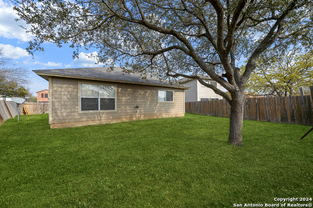 Image 26 of 26 For 7919 Dueling Oak