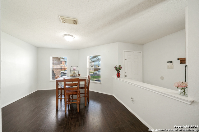 Image 9 of 26 For 7919 Dueling Oak