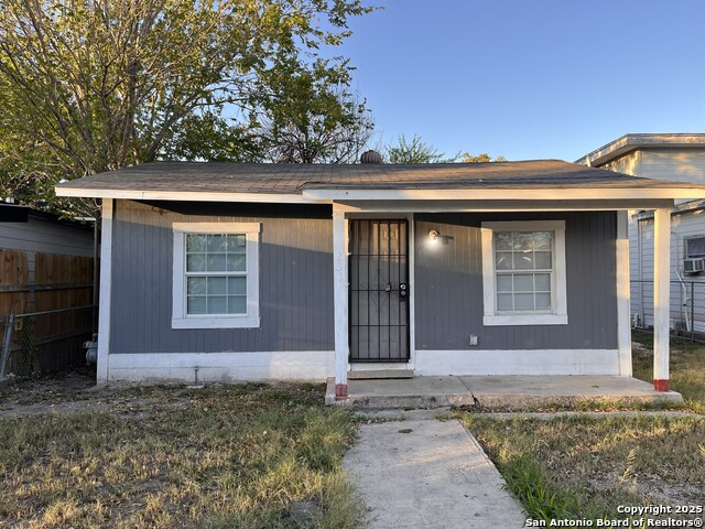 Image 10 of 13 For 231 Prospect