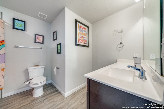 Image 17 of 25 For 1390 Rios Bend