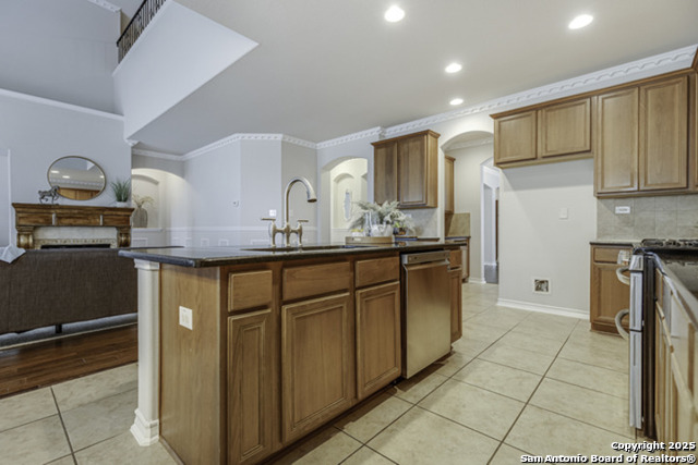 Image 12 of 52 For 18306 Muir Glen Dr