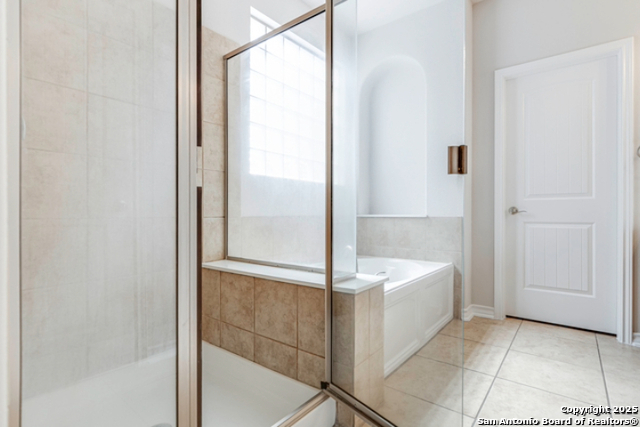 Image 31 of 52 For 18306 Muir Glen Dr