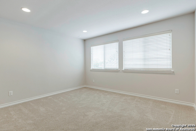 Image 38 of 52 For 18306 Muir Glen Dr